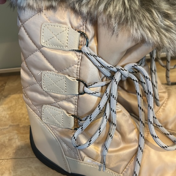 Apres brand Warm winter boots tan side zip ties size 7 new - Picture 2 of 6